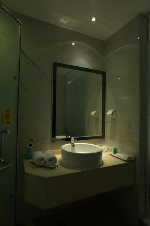 Chengdu Xuanya Yingyue Hotel Dış mekan fotoğraf