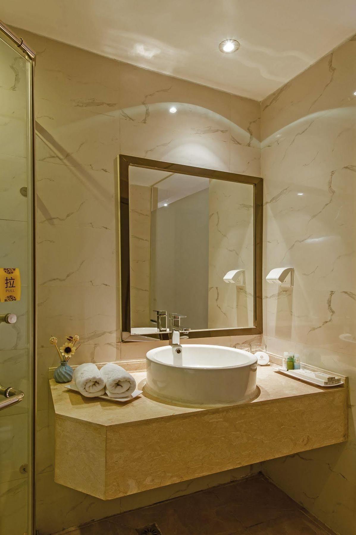 Chengdu Xuanya Yingyue Hotel Dış mekan fotoğraf