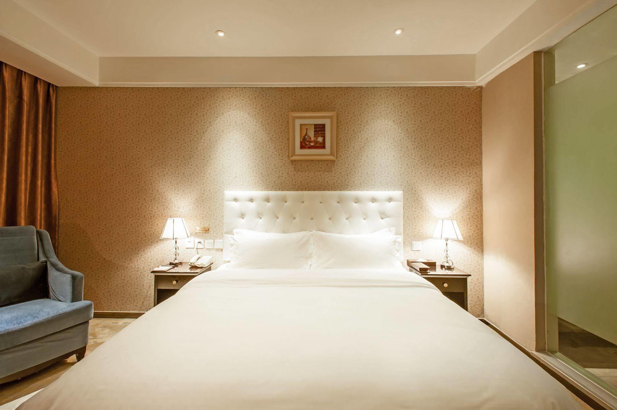 Chengdu Xuanya Yingyue Hotel Dış mekan fotoğraf