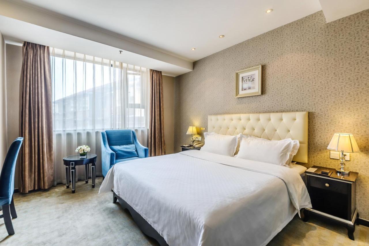 Chengdu Xuanya Yingyue Hotel Dış mekan fotoğraf